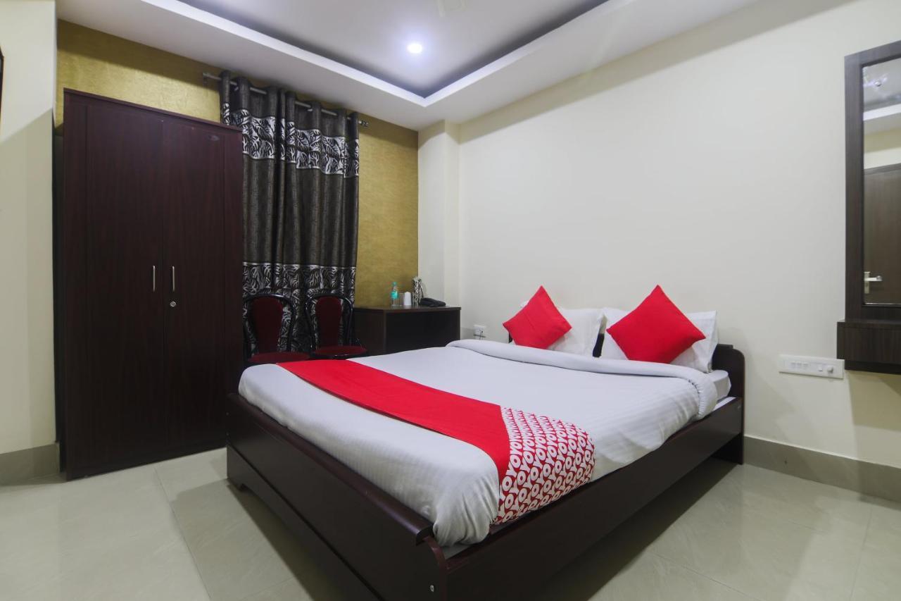 Oyo 27619 Hotel Blue Bird Annexe Nowgong 외부 사진