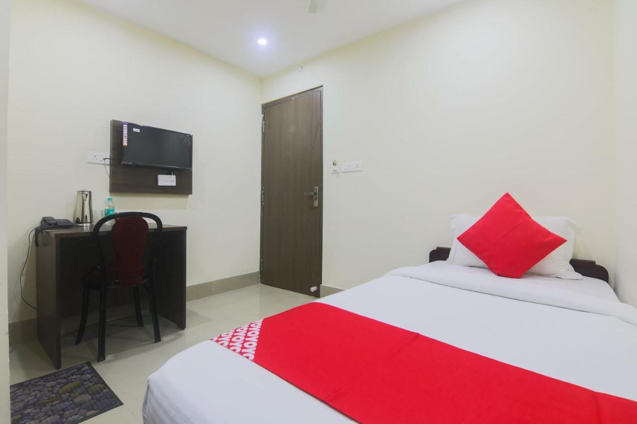 Oyo 27619 Hotel Blue Bird Annexe Nowgong 외부 사진